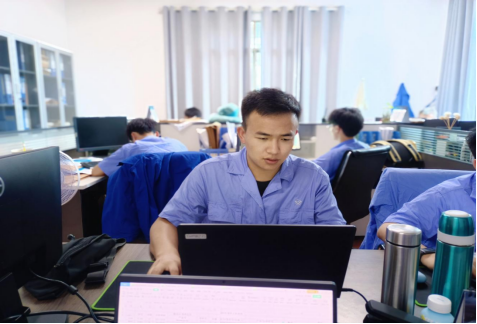 a10a8f12-f24f-4cf3-a18b-fe802f38fe43